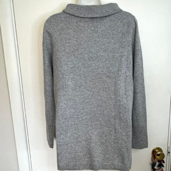 TALBOTS GRAY 100% CASHMERE MOCK NECK SWEATER SIZE MEDIUM - Picture 9 of 10